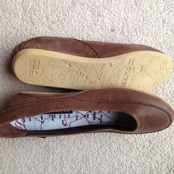 NWOT Oliberte Flats - Picture 4 of 5